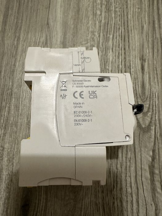 Wyłącznik różnicowoprądowy różnicowo-prądowy schneider 25A 2 polowy 2p