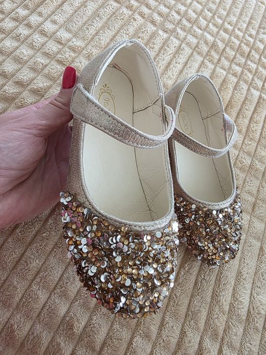 Туфельки 30 розмір 19 см