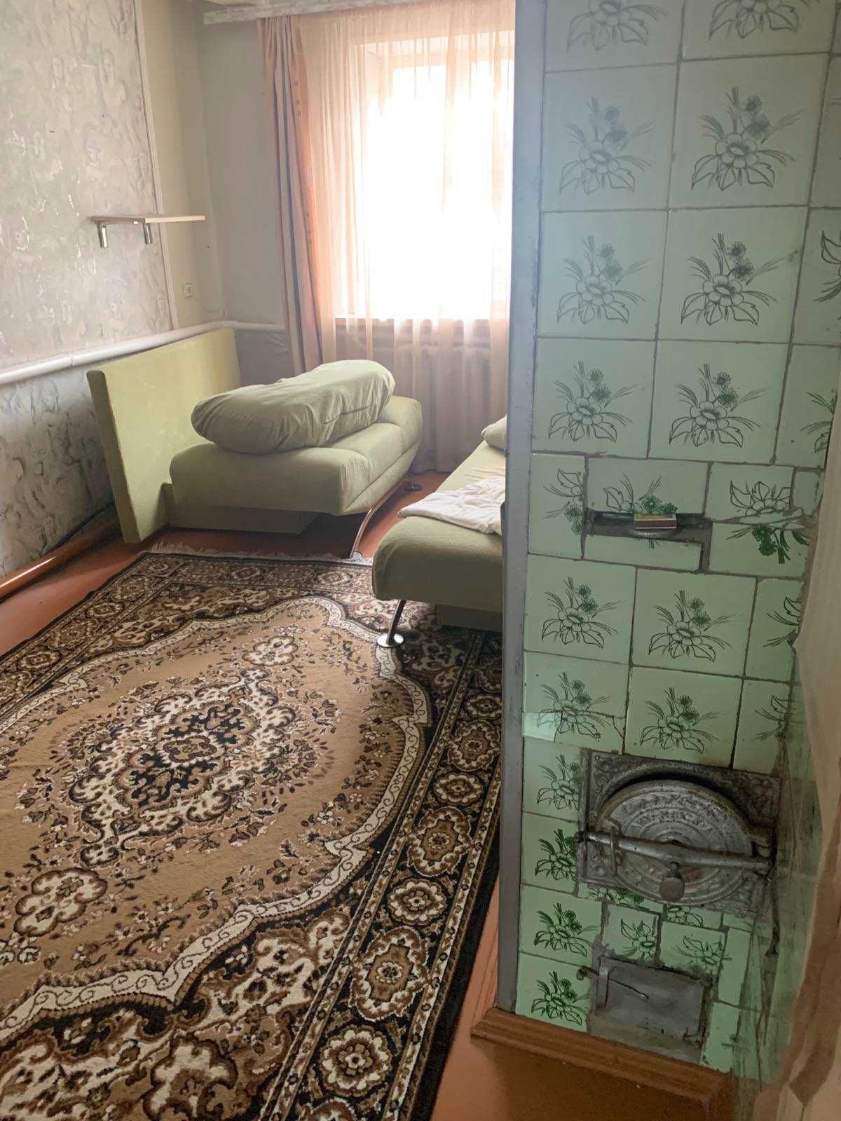 Продам частину будинку по вул. Базарна