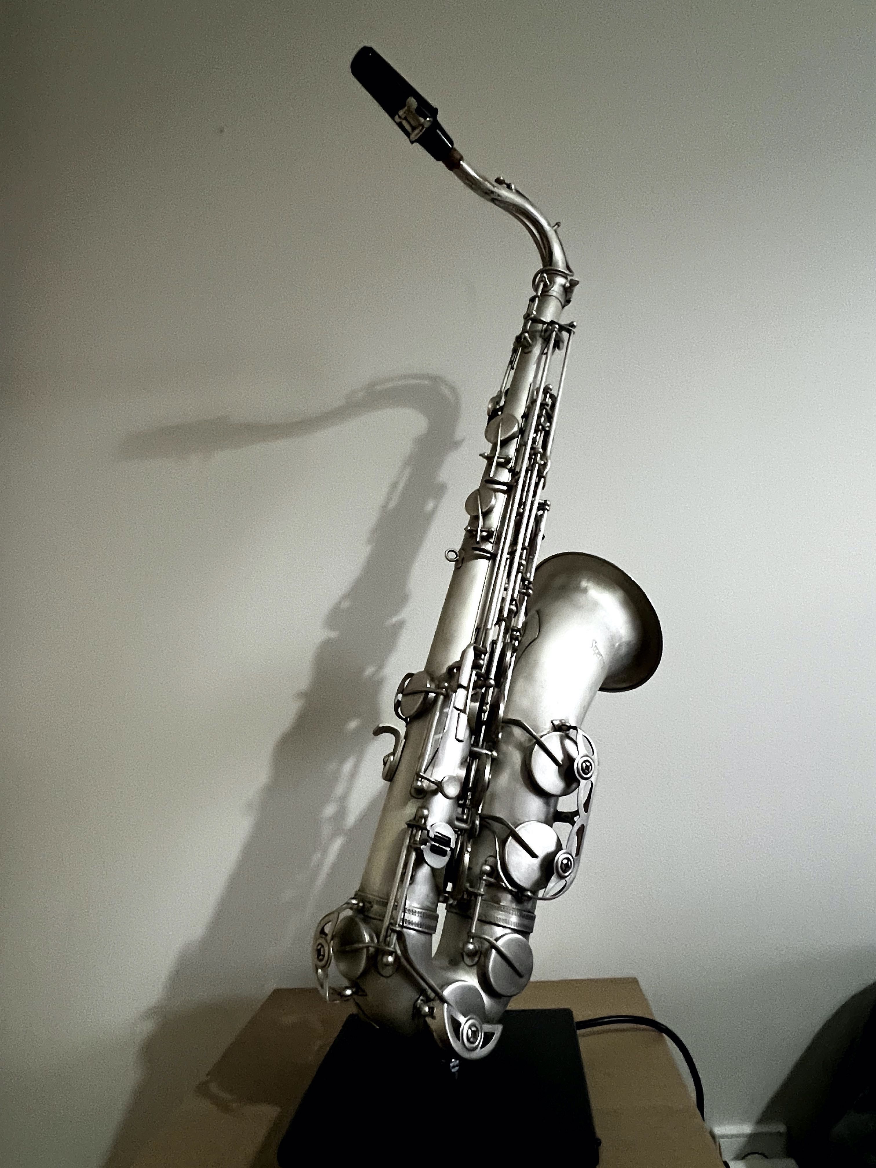 Saxofone Candeeiro - Iluminação Decorativa