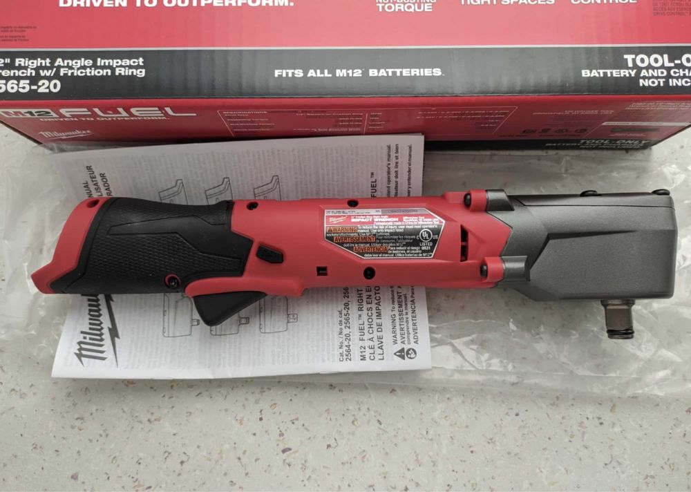 Угловой гайковерт Milwaukee 2565-20 M12 Fuel. Квадрат 1/2. USA