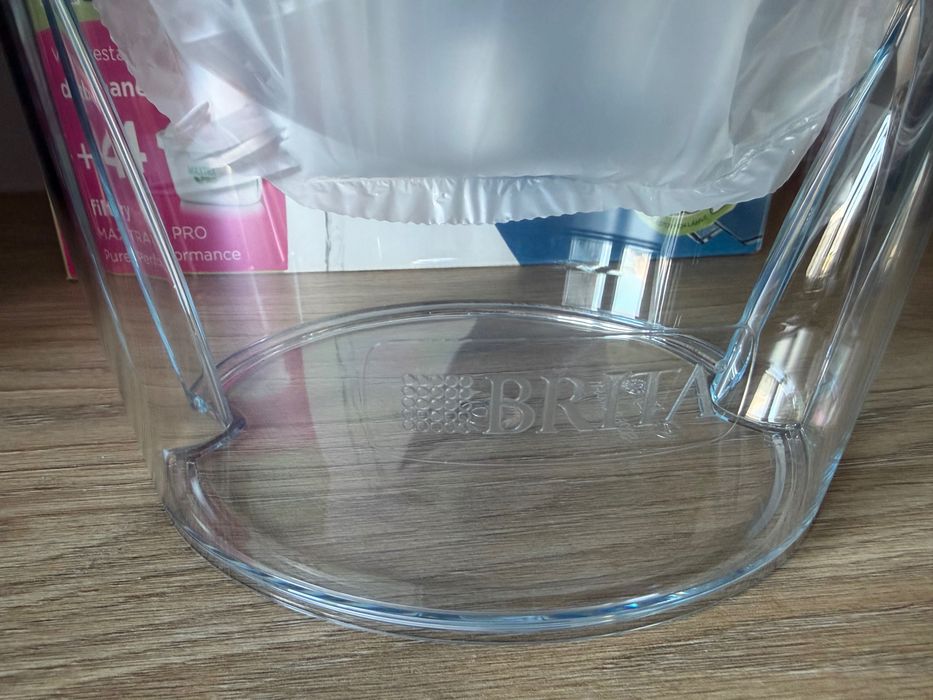 Dzbanek filtrujący Brita Marella XL 3,5l nowy biały