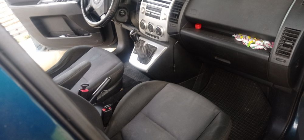 Продам авто Mazda 5