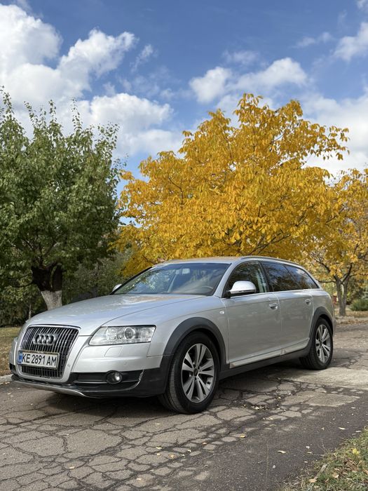 Ауди allroad  2010 ГОД