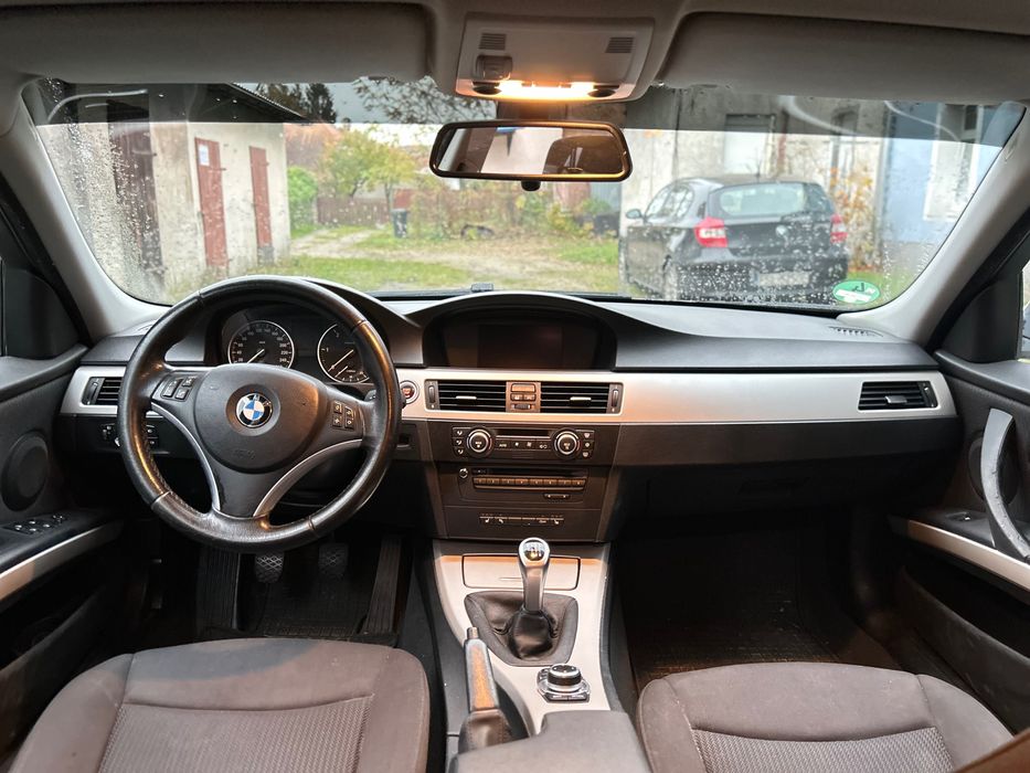 BMW e91 320d 2008