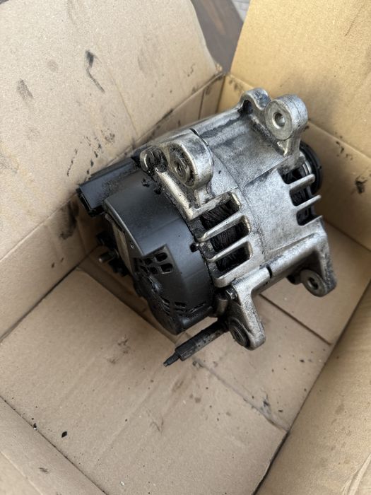 Генератор на VW T5 2.0 TDI/BiTDI