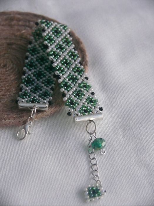 Браслет з чеського бісеру