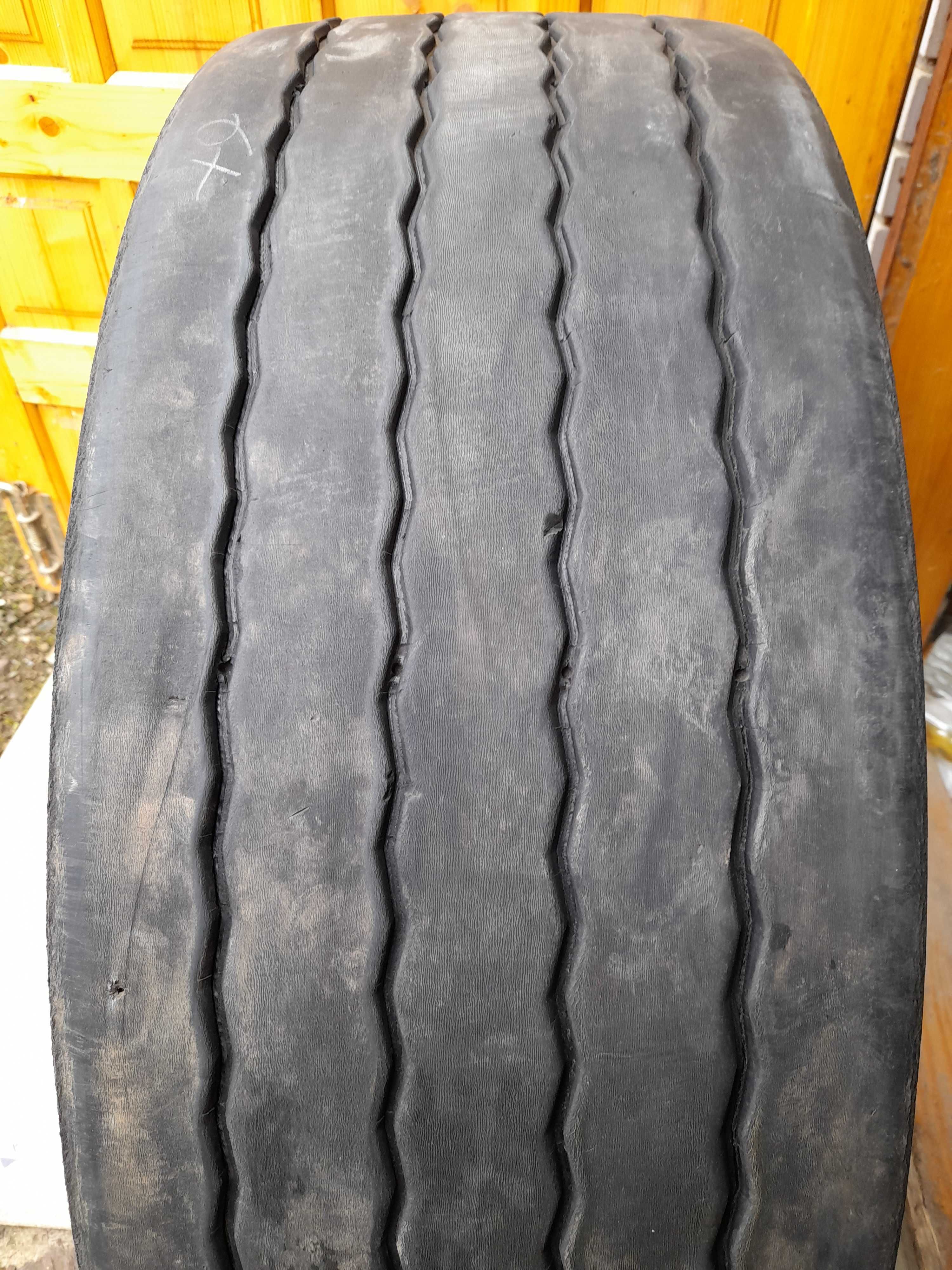 385/65 r22,5 Michelin (Мішелін) прицеп Б/У з Європи