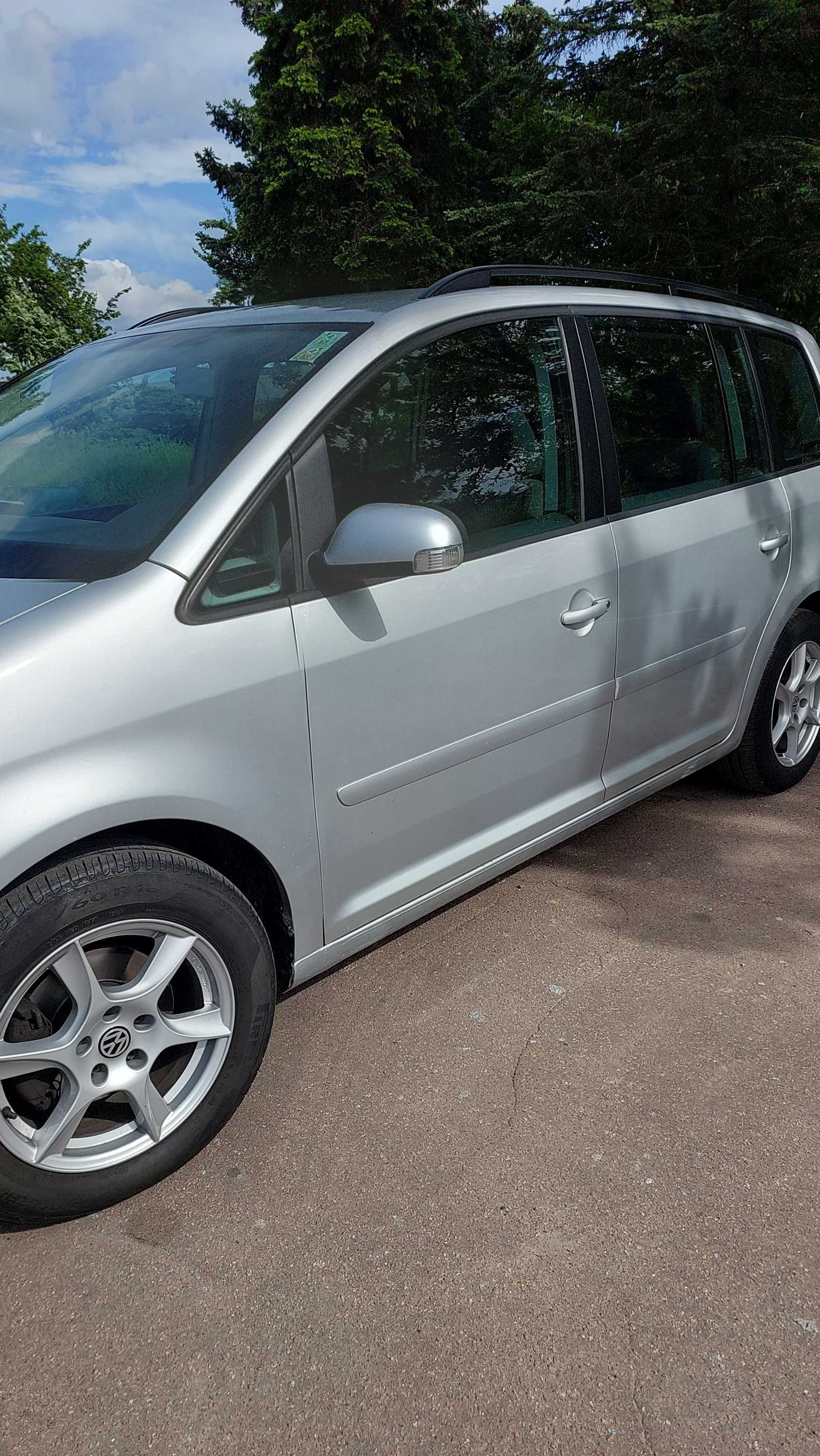 Volkswagen TOURAN 2.0 TDI 2006р автомат DSG6