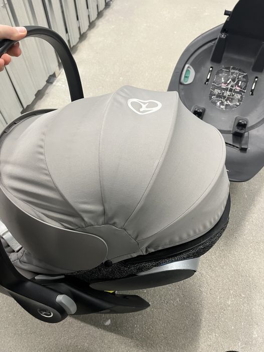 Fotelik Nosidełko Cybex Cloud T i-size 0-13kg