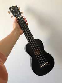 Ukulele czarne jak nowe