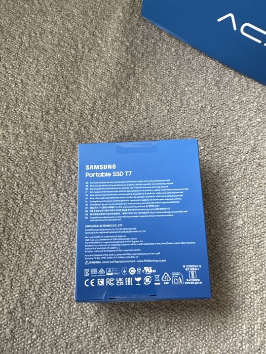 Samsung Portable SSD T7 1 TB j. nowy