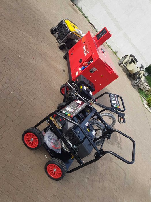 Myjka Ciśnieniowa spalinowa  275 bar / 18l/min 1080L/h