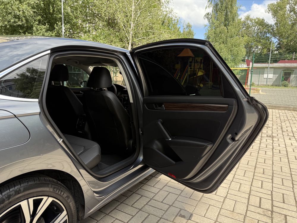 Volkswagen Passat B9 USA NMS 2 2021 2.0 бензин