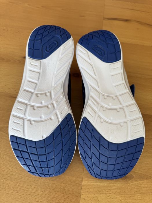 Кросівки дитячі Decathlon, 20 см.