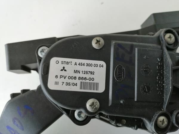 Pedal do acelerador MITSUBISHI Colt VI (Z3_A, Z2_A)