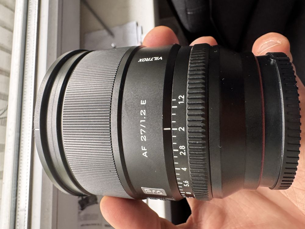 Viltrox 27 f1.2 Sony E, w pełni sprawny APSC