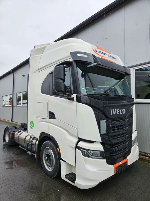 Iveco S-WAY 460KM