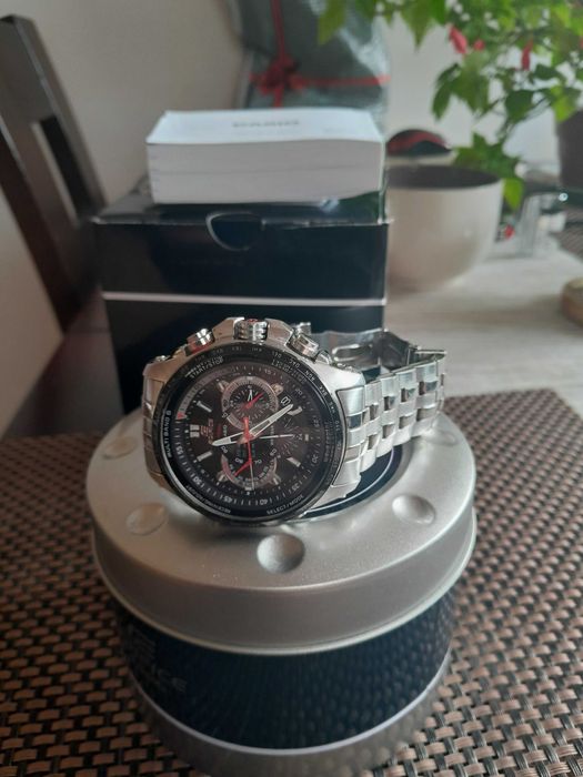 Casio edifice eqw-m710
