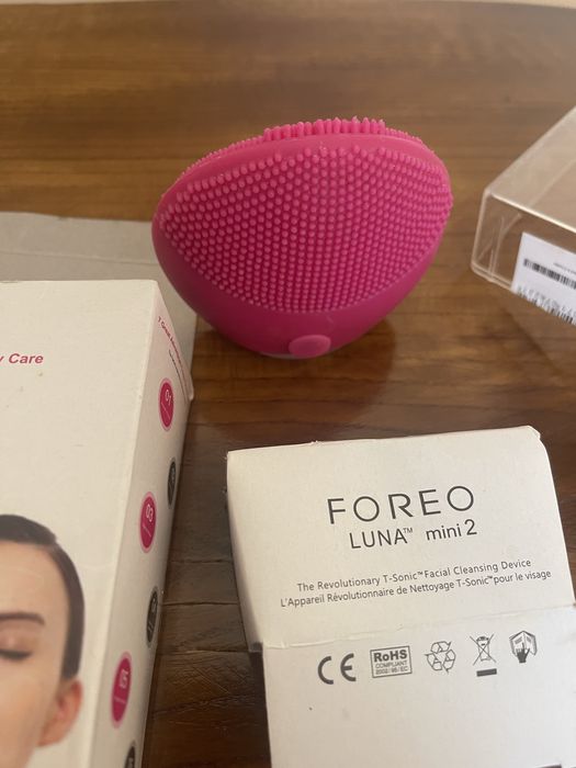 Електрична силіклнова щітка масажер