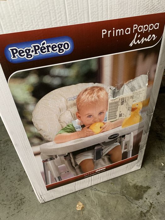 Cadeira da papa bebé com cauxa original