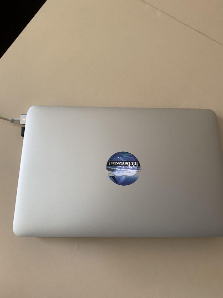 MacBook Air 11 128 gb 2015