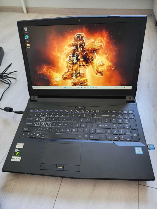 Ігровий ноутбук Clevo N850HJ 15.6" FHD IPS i7-7700HQ 16/512GB GTX 1050