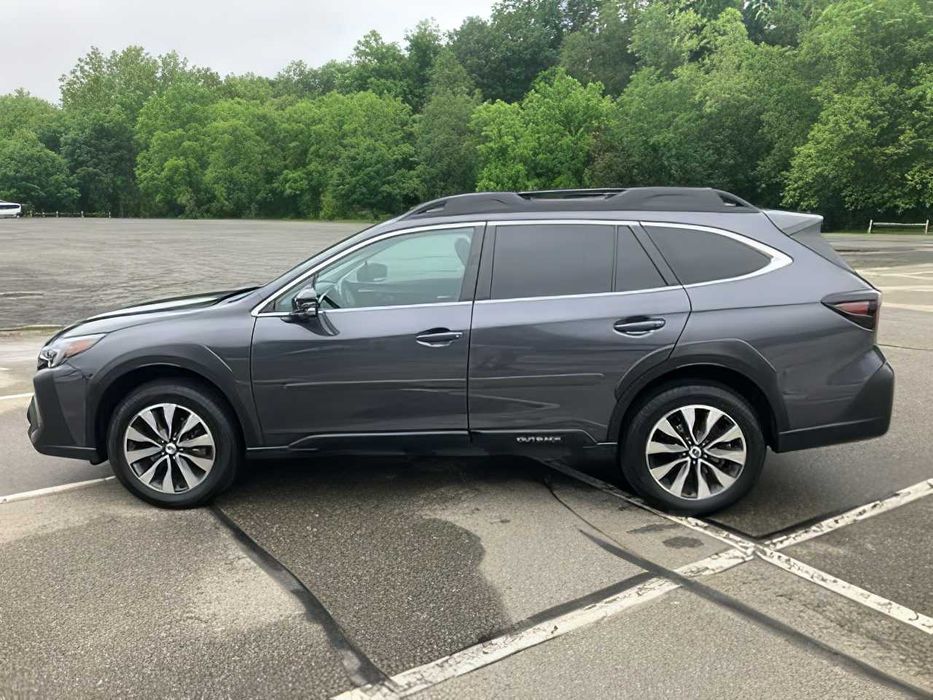 Subaru Outback      2023