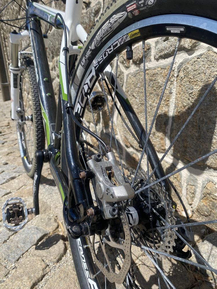 Bicicleta Rockrider 8XC