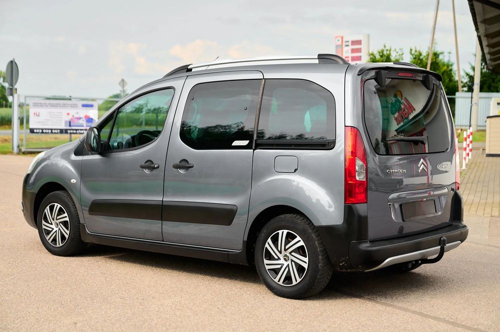 Citroën Berlingo 1.6 HDI 110 KM XTR Osobowy Klima Relingi Hak
