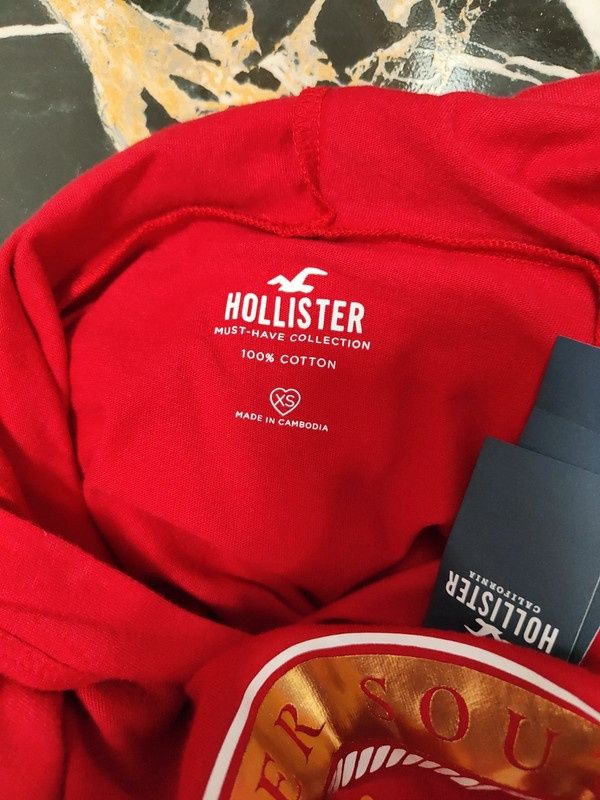 Czerwona bluza Hollister XS