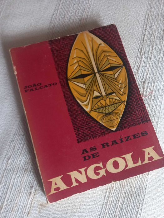 Livro de João Falcato Raízes de Angola