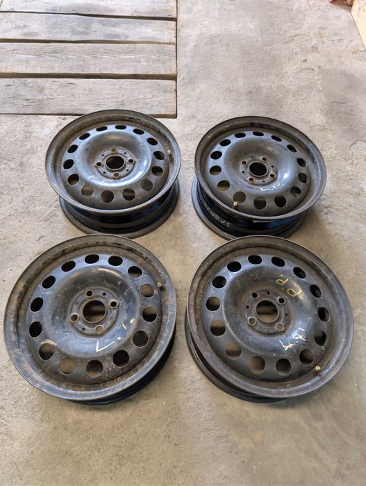 Felgi stalowe 15 4x100 5 1/2J 56.1 et43