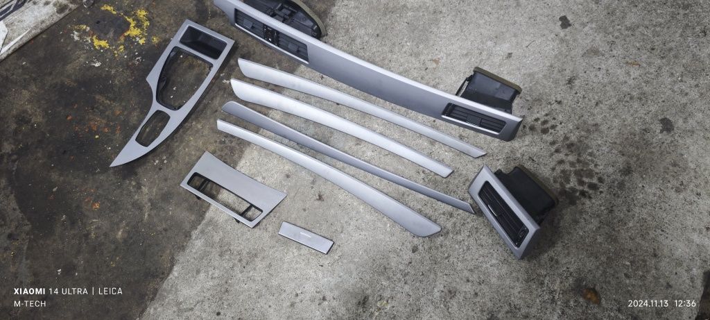 Dekory aluminium (alu pentan) BMW E60 E61 Lci pod cic