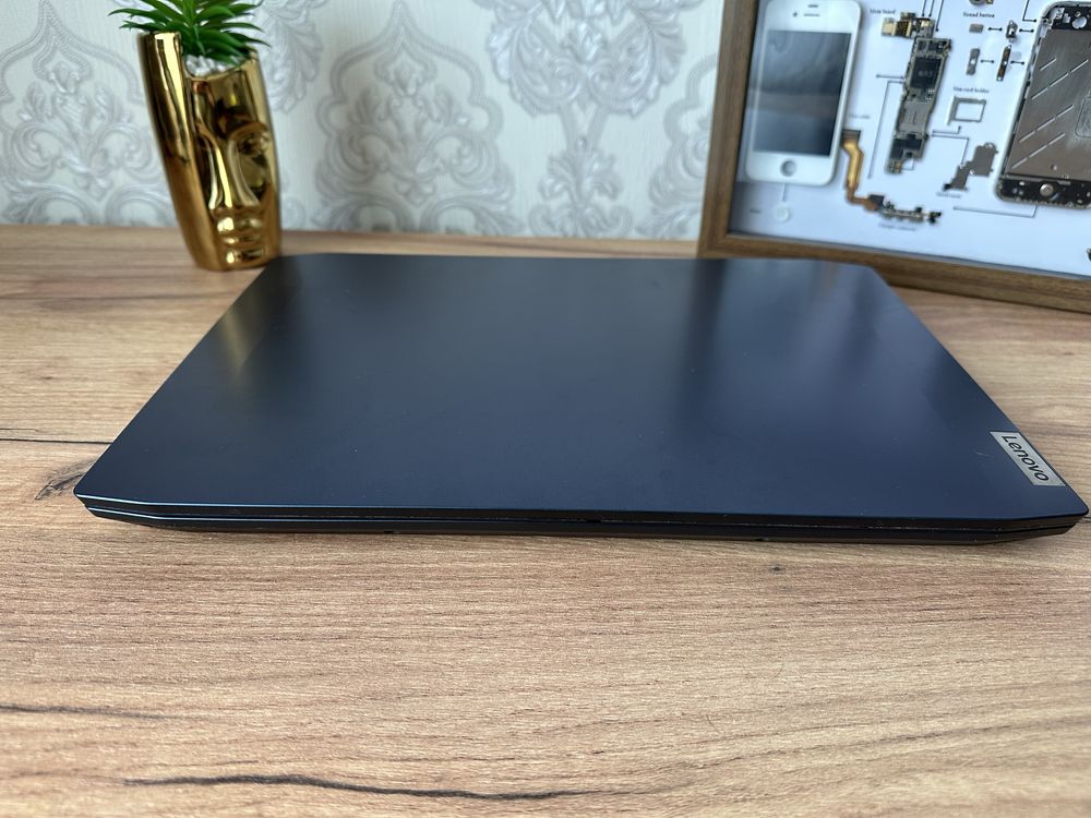 Lenovo Gaming 3/15,6" IPS/Ryzen 5/16GB/GTX 1650 Ti/128GB SSD/1 TB HDD
