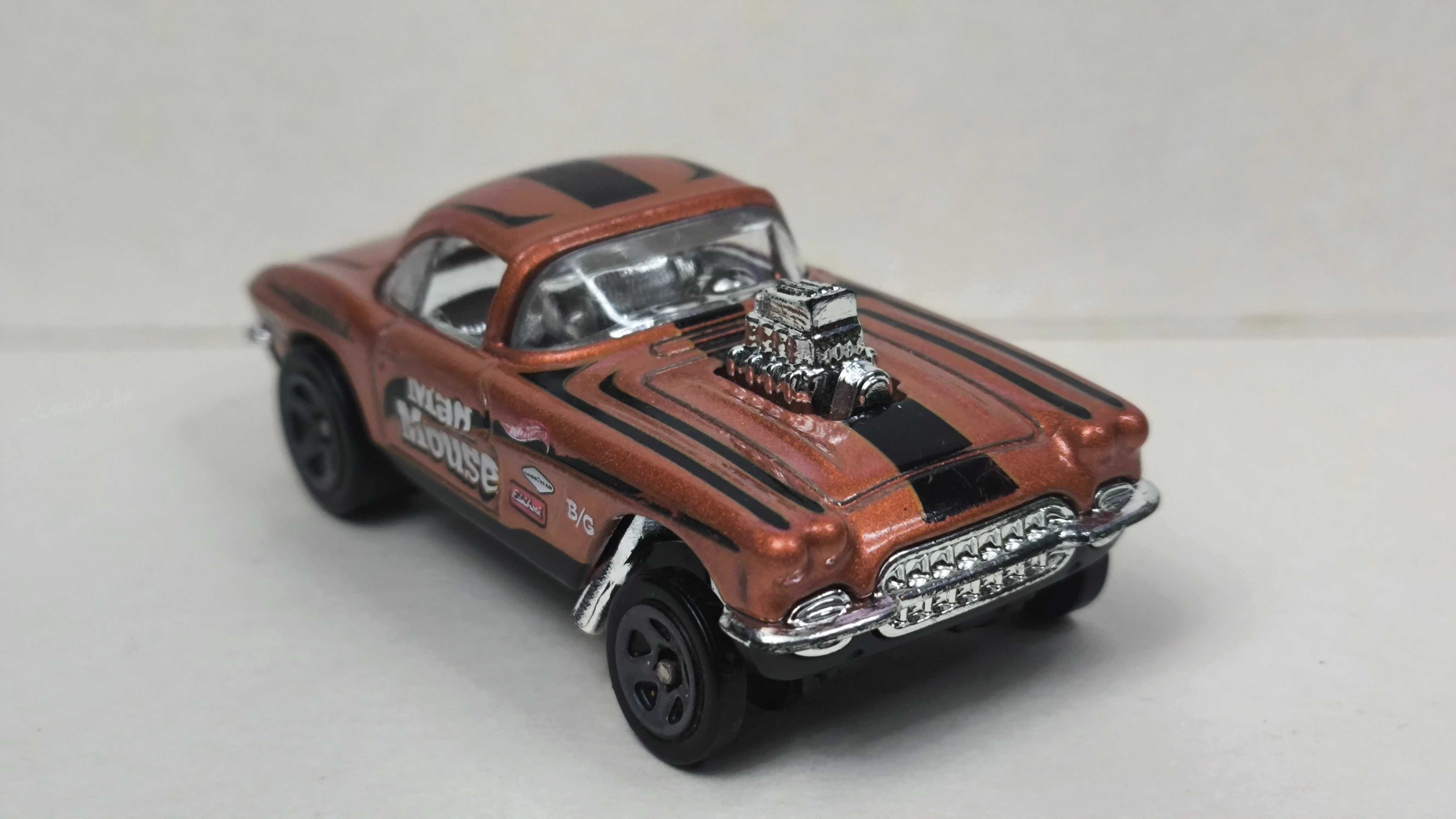 Машинка Chevrolet Corvette 1962 Gasser Hot Wheels