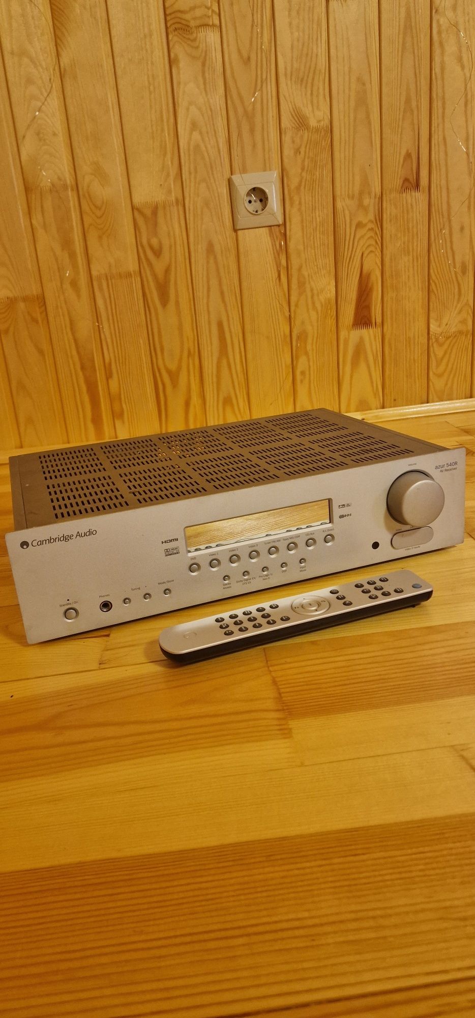 Ресивер  Cambridge Audio azur 540R v3.0