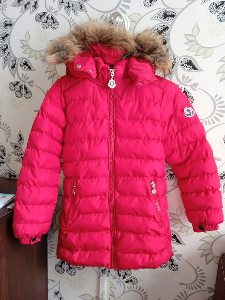 Moncler Куртка  5-6 Пальто для девочки 5-6 110-116