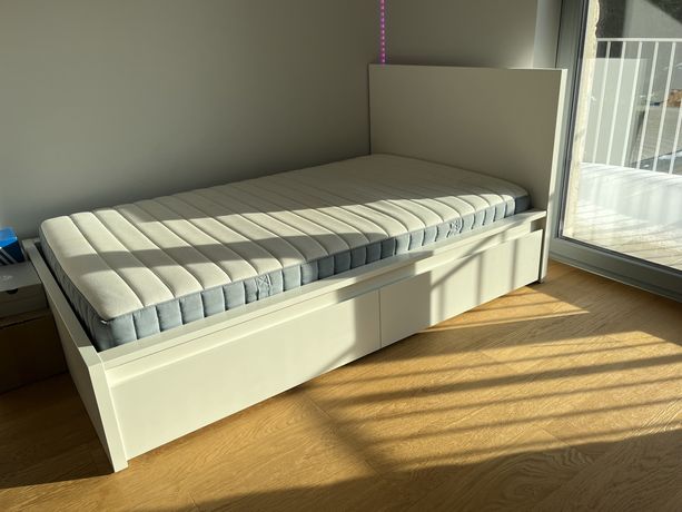 Łóżko IKEA - MALM 120x200 komplet z szufladami i materacem