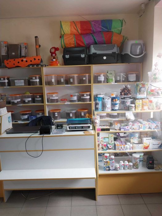 зоомагазин недалеко от порта