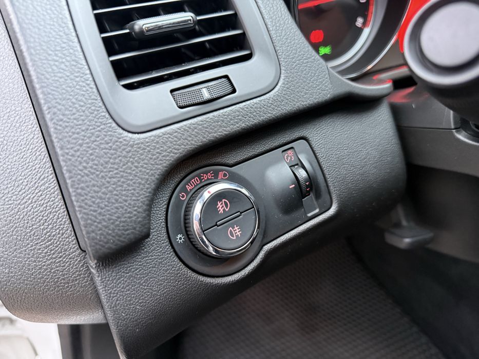 Розмитнений Opel Insignia з Німеччини