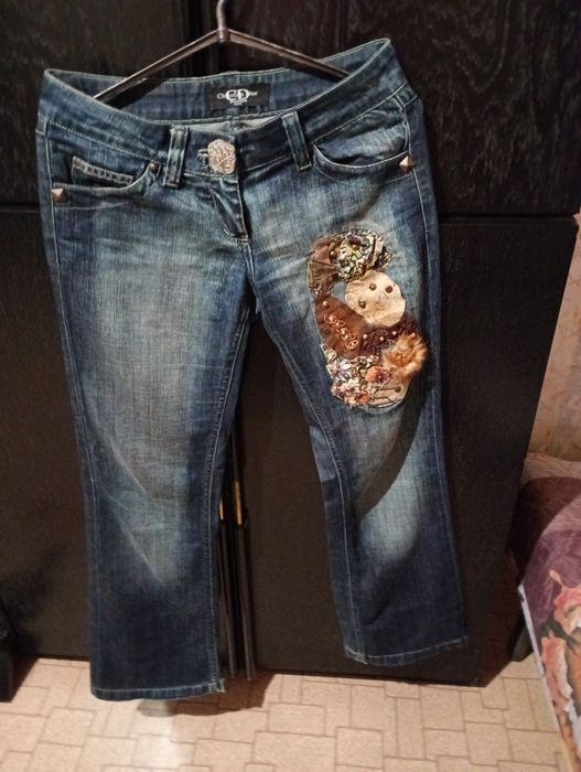 Продам жіночі джинси