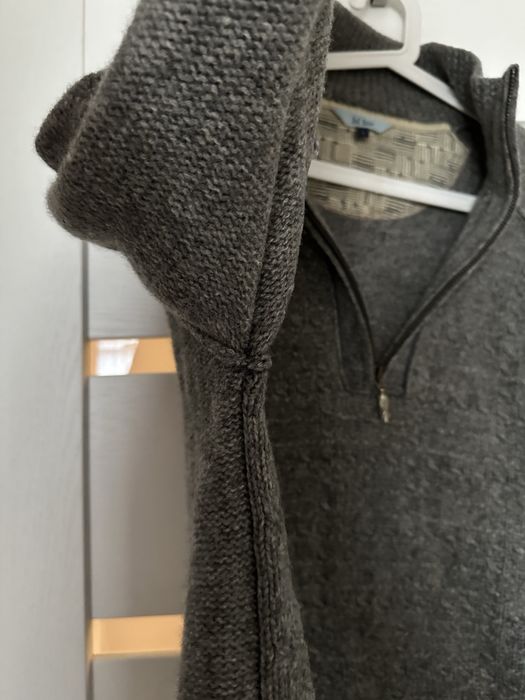 Welniany sweter welna jagnieca lambswool szary zapinany na suwak zamek