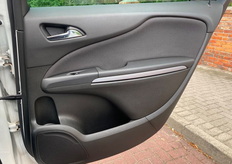 Opel Zafira Tourer 1.6