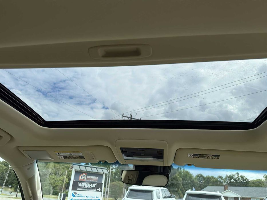 Lexus LX 570      2017