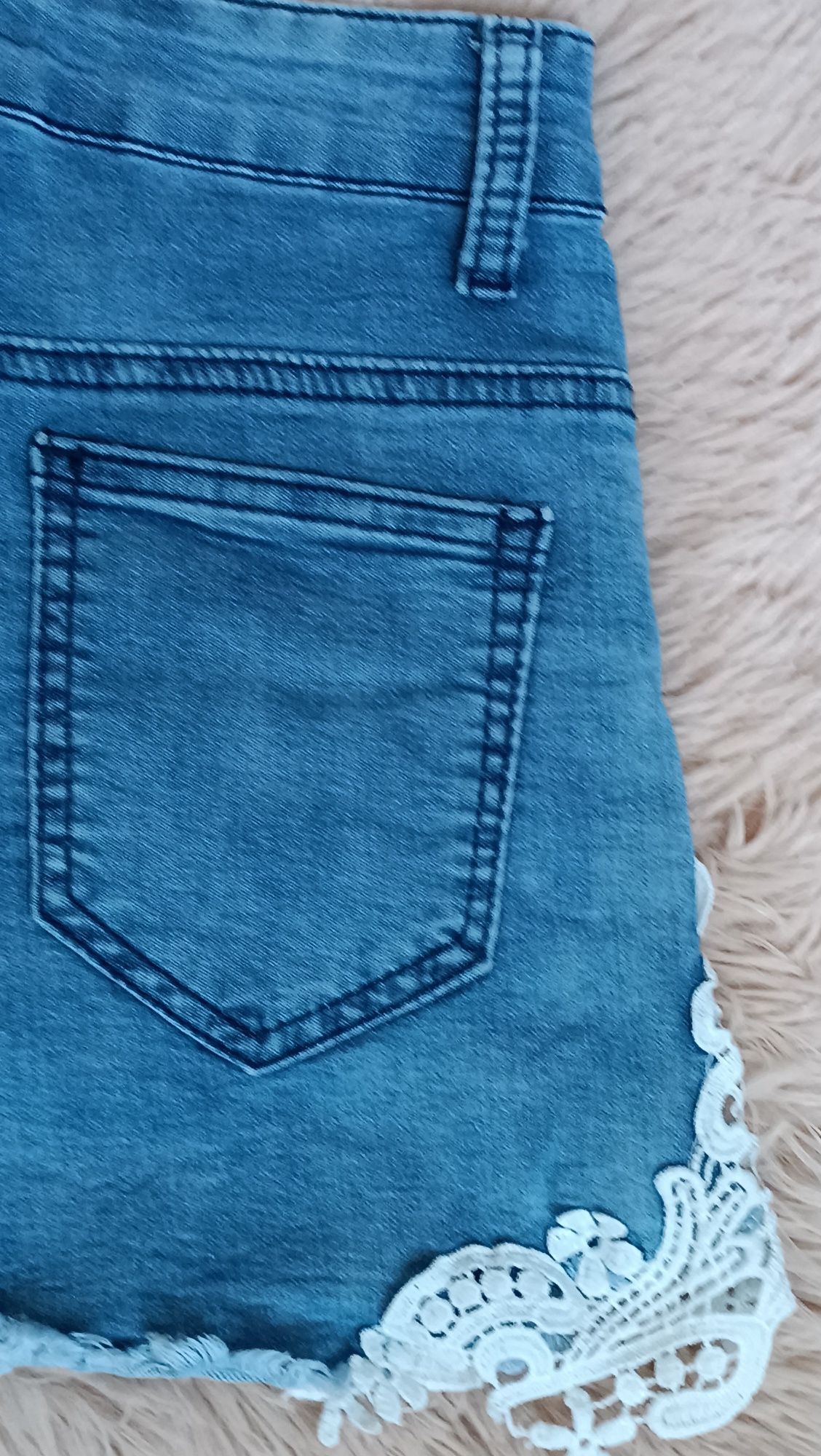 Krótkie jeansowe spodenki damskie na lato rozmiar XS
