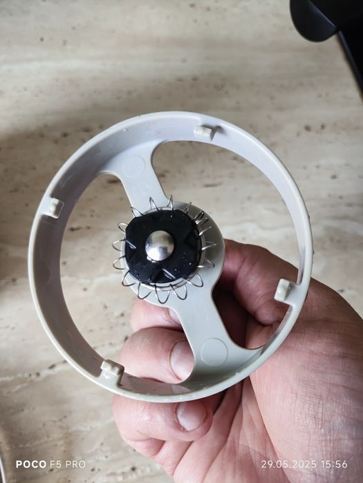 Машина для гарячого шоколаду Hotel Chocolat Velvetiser HC-01 під ремон