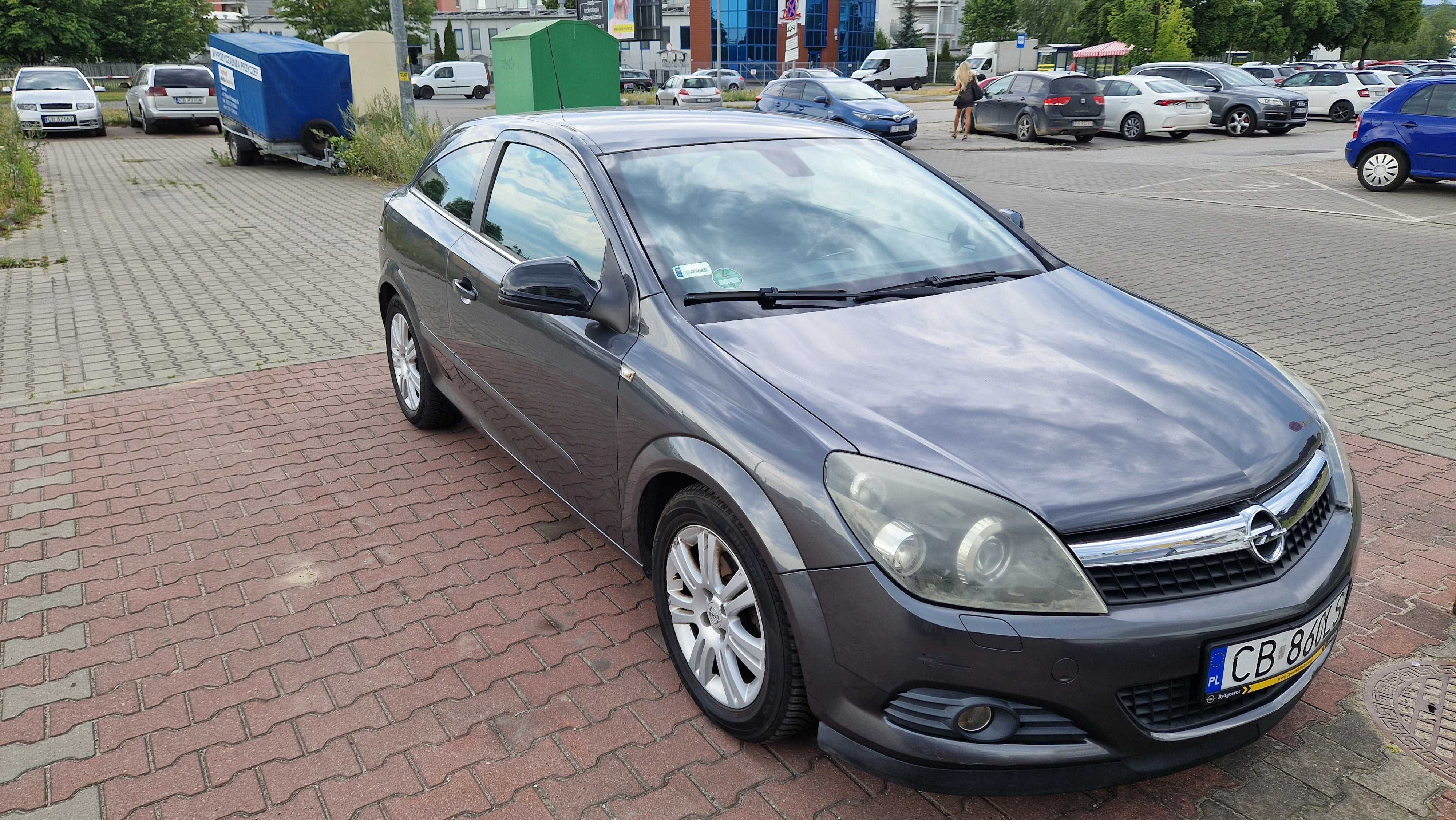 Opel Astra H GTC 1.4 benzyna • Xenony  • Klima • Bluetooth