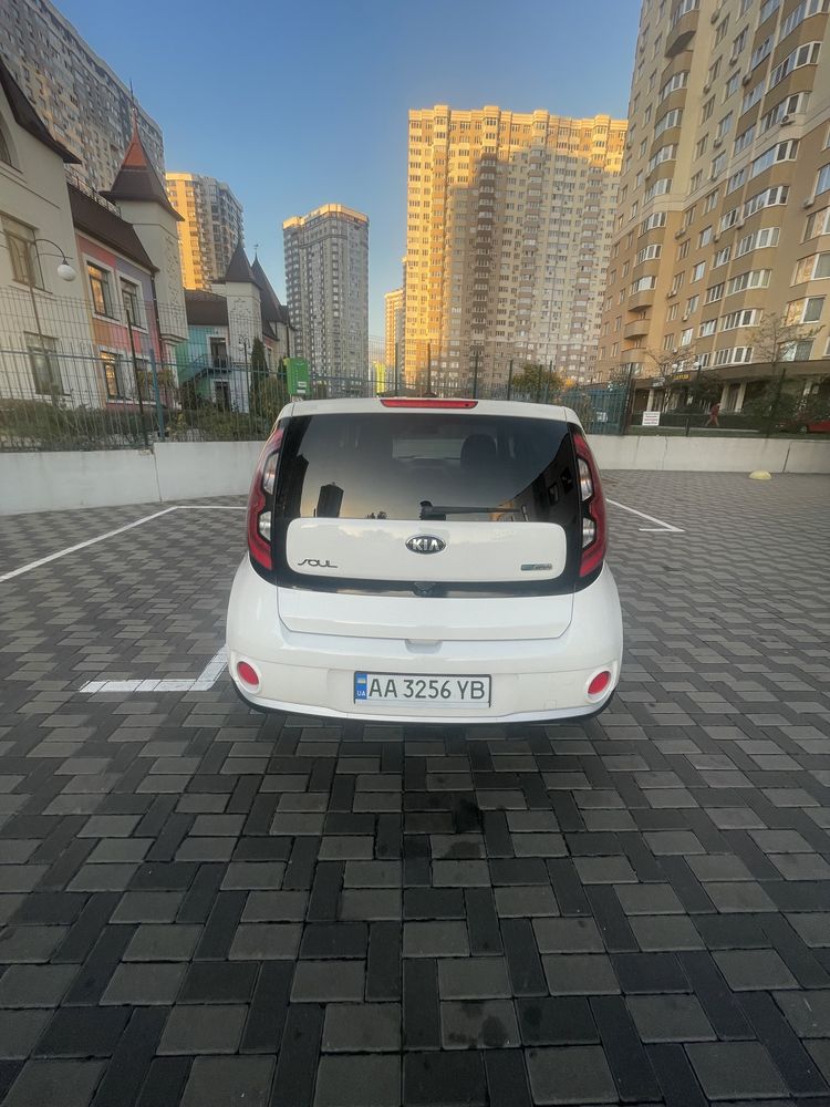 Продам kia soul