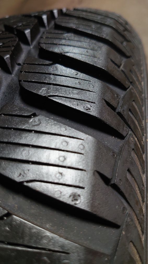 Пара зимних шин Fulda Kristall Control HP 215/60 r16 215 60 16